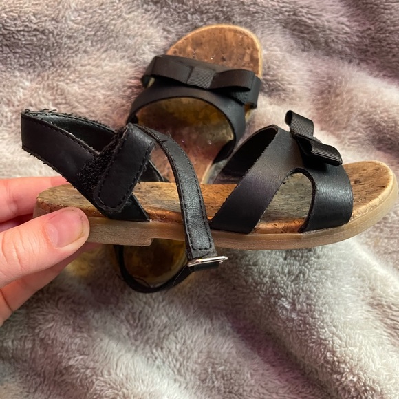 Toddler Sandals - Picture 2 of 5